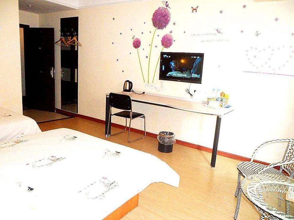 Jinkailai Business Hotel Qingdao Beer Street Экстерьер фото