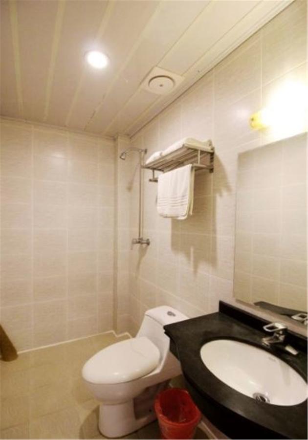 Jinkailai Business Hotel Qingdao Beer Street Экстерьер фото