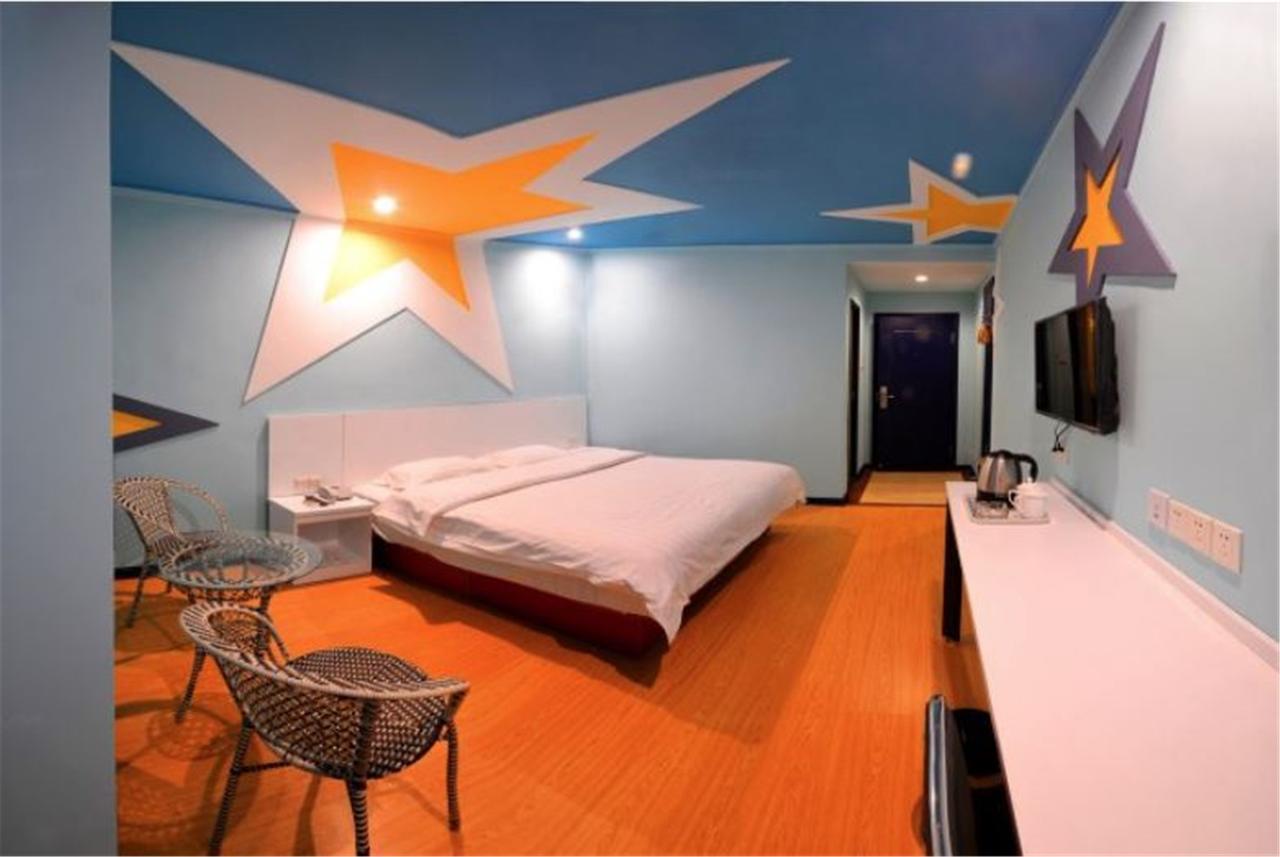 Jinkailai Business Hotel Qingdao Beer Street Экстерьер фото